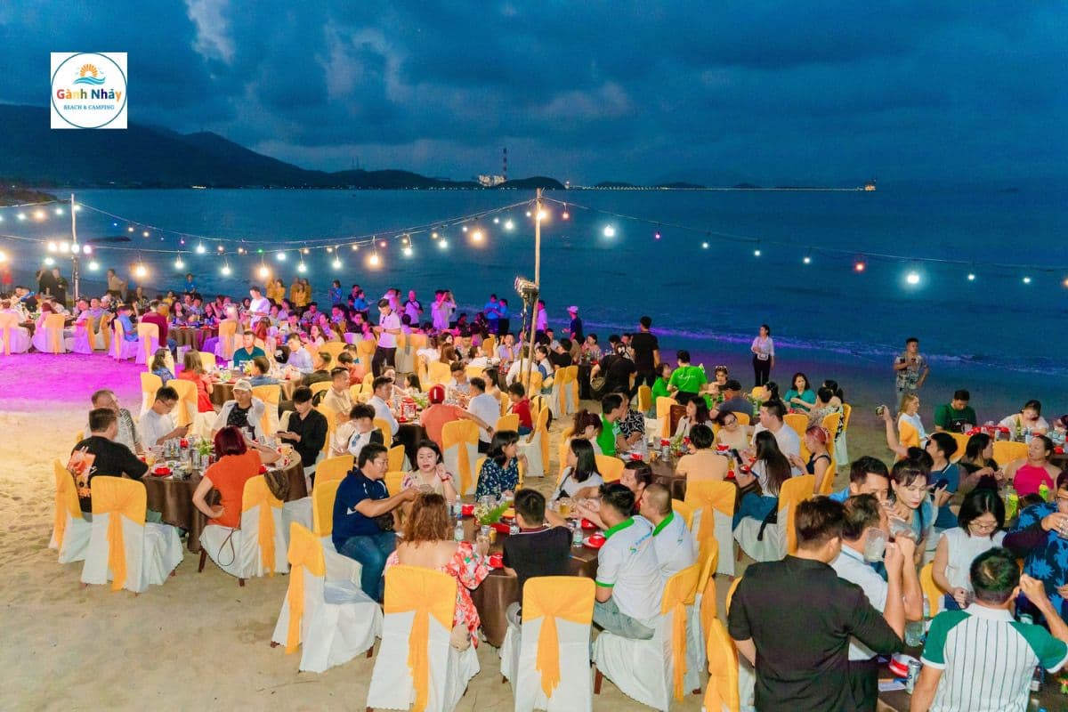 gala dinner gành nhảy